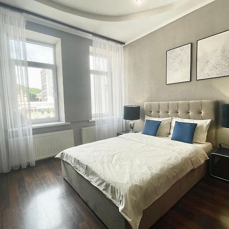 Ferienwohnung Куліша 41, Помешкання В Центрі Біля Тц Форум Lemberg Exterior foto