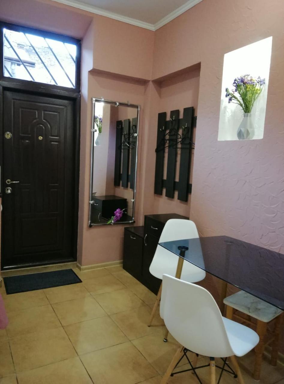 Ferienwohnung Куліша 41, Помешкання В Центрі Біля Тц Форум Lemberg Exterior foto