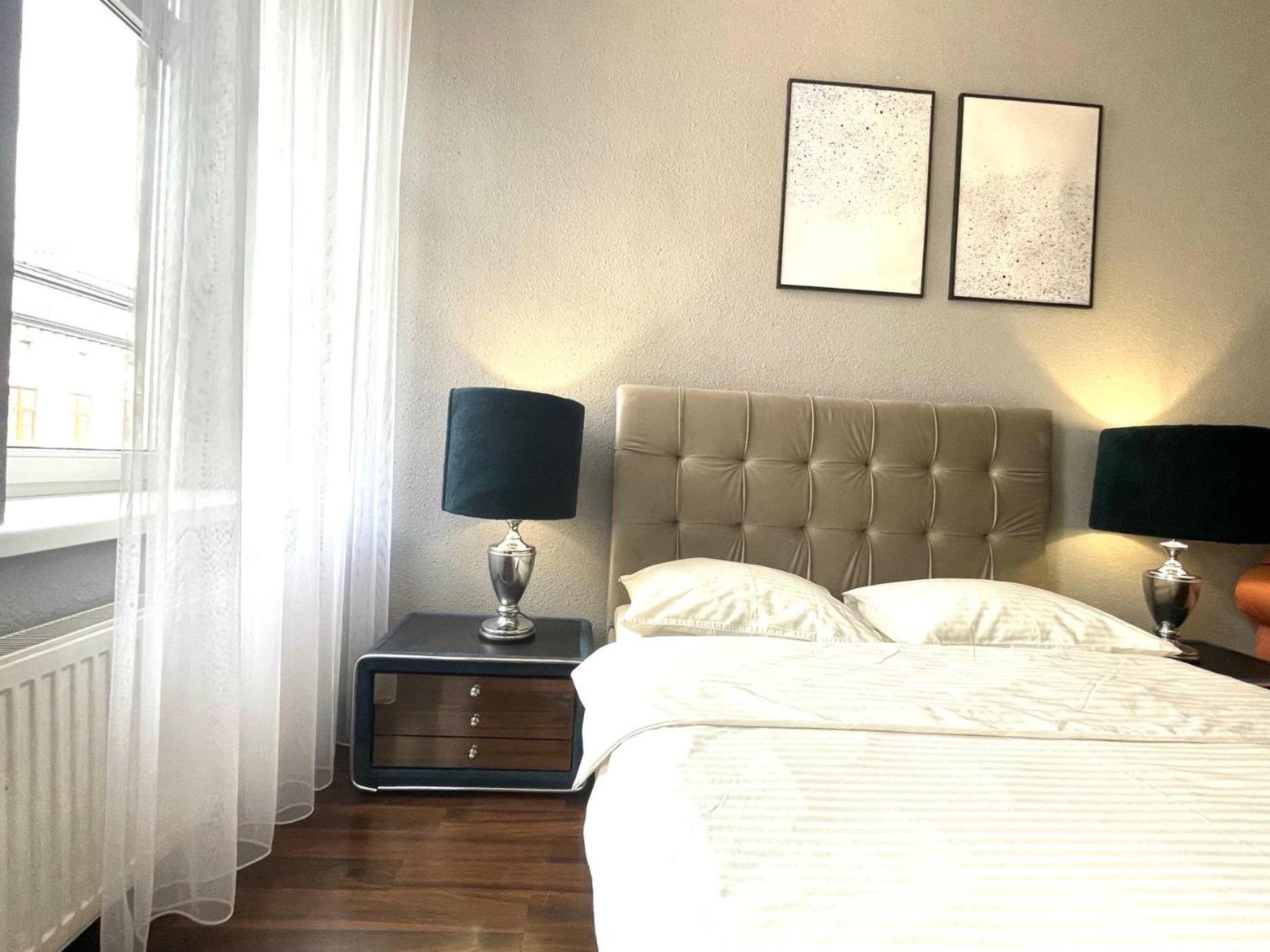 Ferienwohnung Куліша 41, Помешкання В Центрі Біля Тц Форум Lemberg Exterior foto