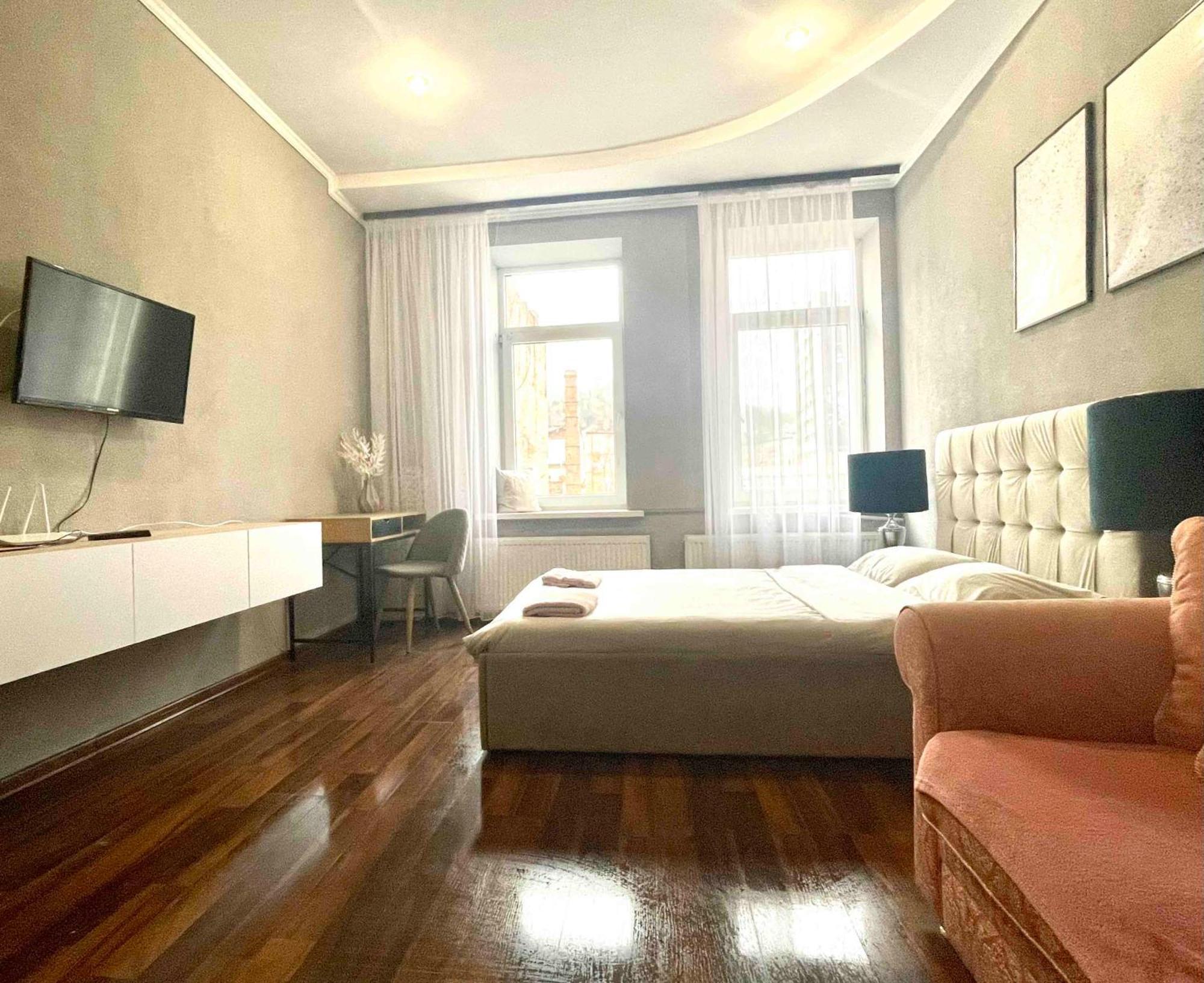 Ferienwohnung Куліша 41, Помешкання В Центрі Біля Тц Форум Lemberg Exterior foto